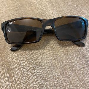 Men’s Ray-Ban tortoise shell sunglasses